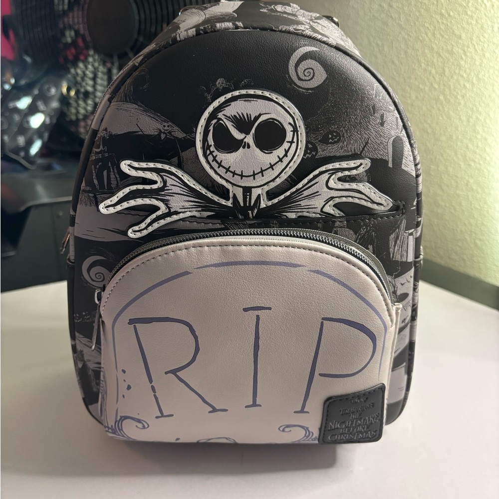 #NBC-2115 Loungefly Jack Skellington, RIP Nightmare Mini Backpack